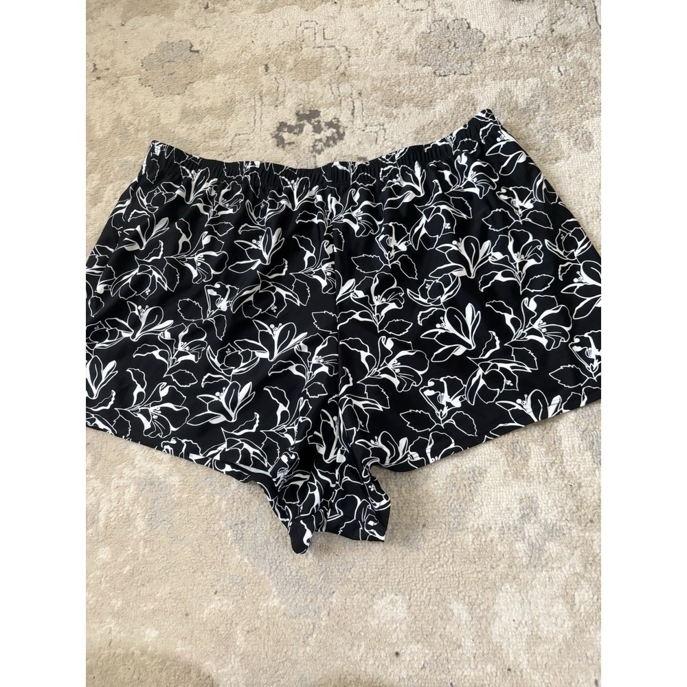 Blair Swims Shorts 22W Black White Floral Built In Panty